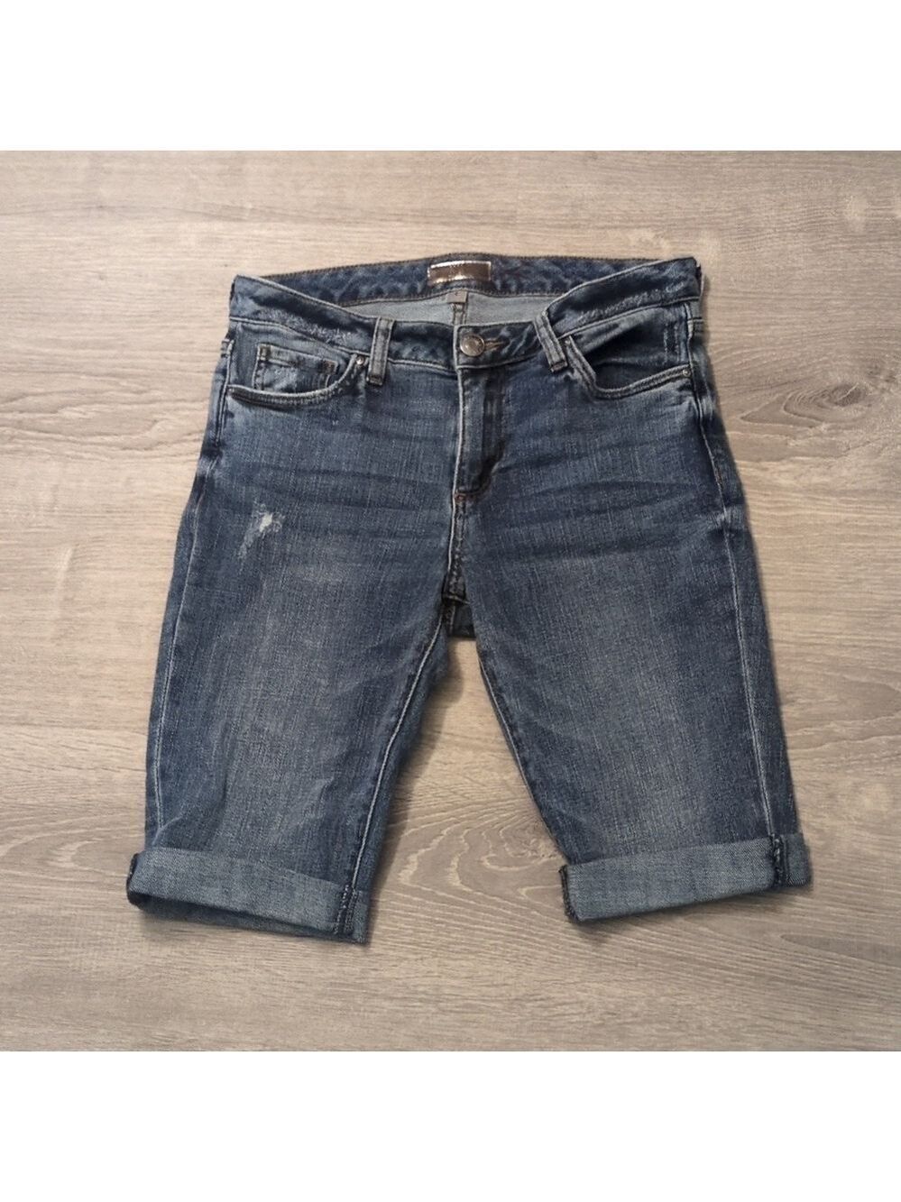 Kut from the kloth distressed cuffed Bermuda shorts size 4